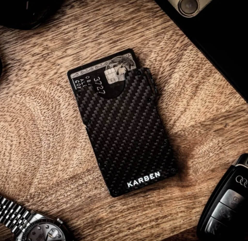 Karben wallet reviews is about a wallet made of the high-quality Carbon fiber which is designed to last a lifetime
